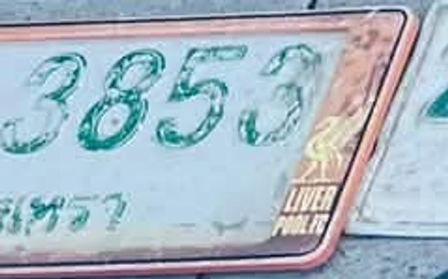 3853