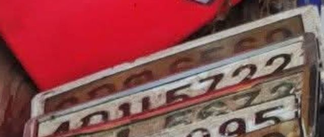 4979