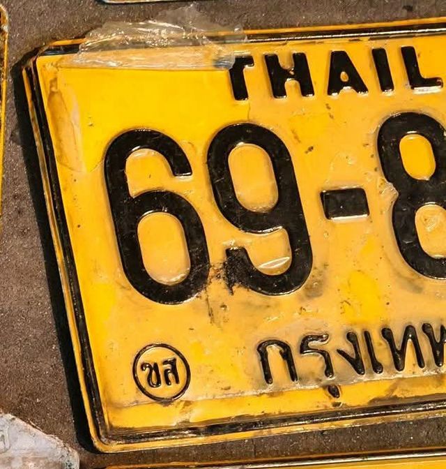 698