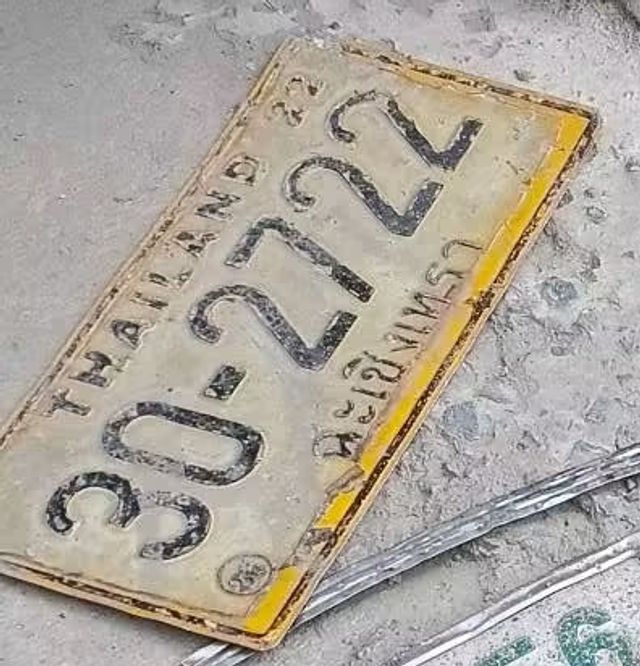 302722